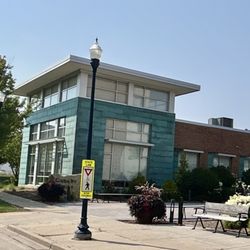 Cudahy Family Library