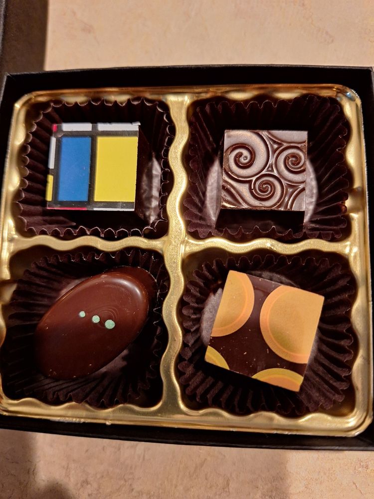 A Chocolate Studio Logo