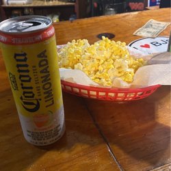 Big Johnson's Tavern - Free popcorn