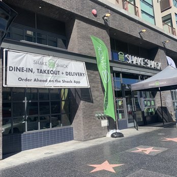 Shake Shack 6201 Hollywood - Hollywood & Gower - Burgers Near Me - Los Angeles, California