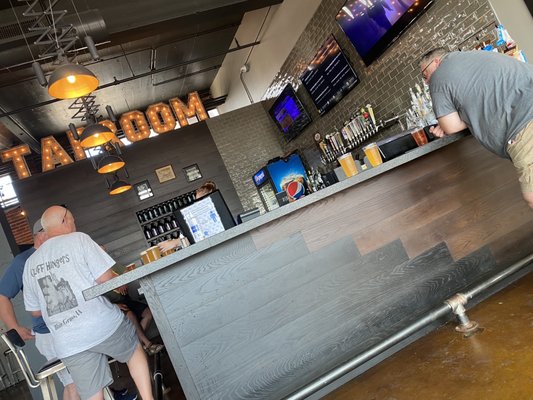 Front Street Brewery & Taproom by null