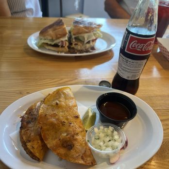 BZ Taco - Mexican Near Me - Redlands, California