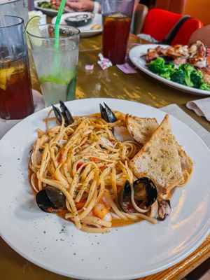 Joe's Crab Shack by null