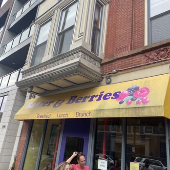 Batter & Berries - Black Owned Business - Breakfast & Brunch Near Me - Chicago, Illinois Batter & Berries - Black Owned Business - Breakfast & Brunch Near Me - Chicago, Illinois