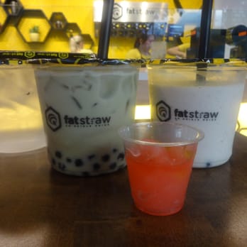 Bubble Bee - Almond Vanilla Blended & Matchacha Milk Tea - Coffee & Tea Near Me - Gilbert, Arizona