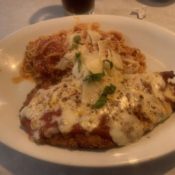 Mangia - Chicken Parm with spaghetti - Italian Near Me - Orlando, Florida Mangia - Chicken Parm with spaghetti - Italian Near Me - Orlando, Florida