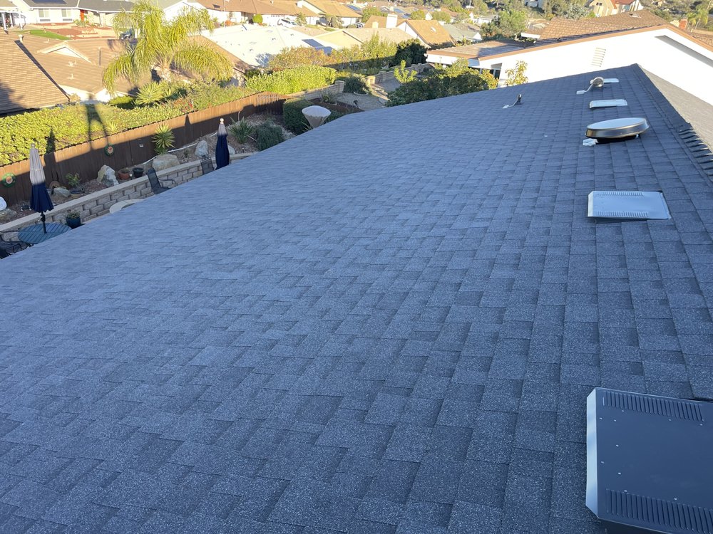 Slide of Adail Bastos Roofing