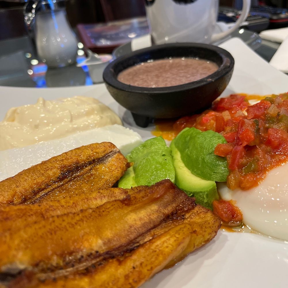 El Cafetalito - Best breakfast...recommend , and the host are very friendly and service is fast. - Salvadoran Near Me - Arleta, California El Cafetalito - Best breakfast...recommend , and the host are very friendly and service is fast. - Salvadoran Near Me - Arleta, California