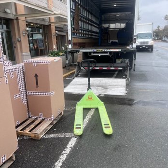 Everything Goes Movers - Everything Goes takes pride in our white glove delivery services. We can handle any size move. - Movers Near Me - San Jose, California