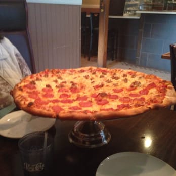 Pies & Pub - Pizza! - Pizza Near Me - Middlebury, Connecticut Pies & Pub - Pizza! - Pizza Near Me - Middlebury, Connecticut