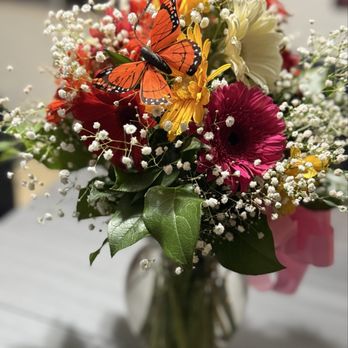 BGS Floral Design - Floral Designers Near Me BGS Floral Design - Floral Designers Near Me