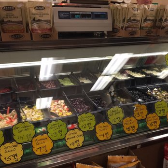 Minelli Meat and Deli - International Grocery Near Me - Niles, Illinois