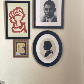 Graduate by Hilton Berkeley - Art in room - Hotels Near Me - Berkeley, California Graduate by Hilton Berkeley - Art in room - Hotels Near Me - Berkeley, California