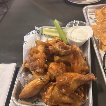 HopnWich - Hot honey wings. - Beer Bar Near Me - Conway, South Carolina HopnWich - Hot honey wings. - Beer Bar Near Me - Conway, South Carolina