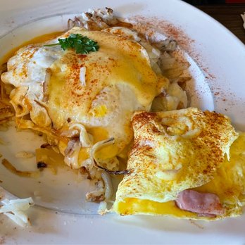 Hash - Brisket Hash with Beechers and Eggs - Breakfast & Brunch Near Me - Olympia, Washington Hash - Brisket Hash with Beechers and Eggs - Breakfast & Brunch Near Me - Olympia, Washington