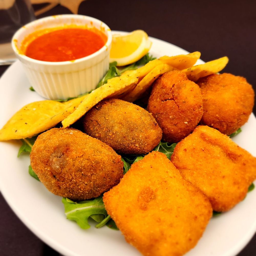 Bedda Mia - Arancini di riso con Pesce... great appetizer! - Italian Near Me - Santa Cruz, California