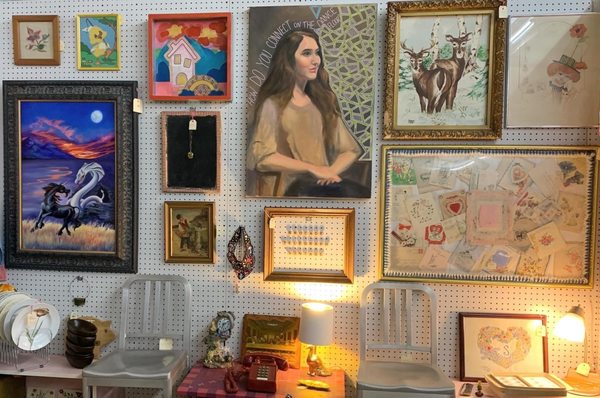 Red Owl Collective by null