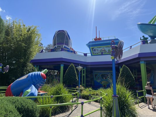 Alien Swirling Saucers by null