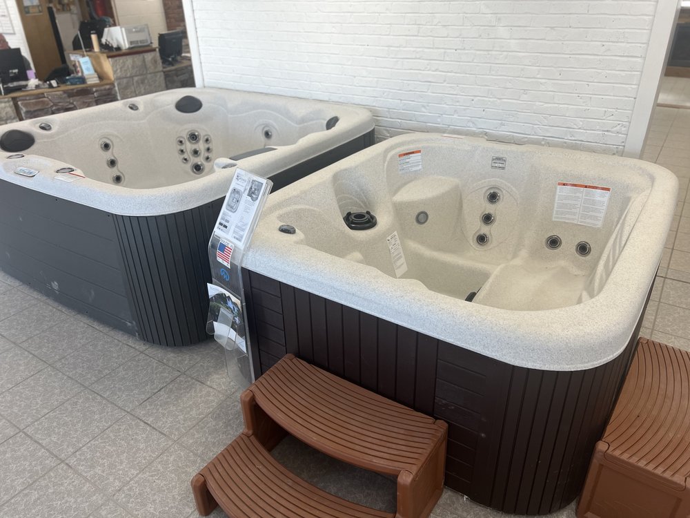 CARBONDALE BRICK & BLOCK Updated September 2024 210 W Industrial