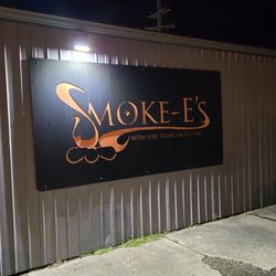 Smoke-E's Bar & Grill