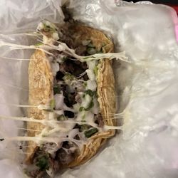 Elio’s Truck Stop - Steak taco