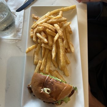 The Local - The Hendrick Burger (Split for 2) - Breakfast & Brunch Near Me - Neptune Beach, Florida