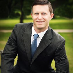 Fort Worth Eye Associates - Dr. Tyler Moor Ophthalmologist