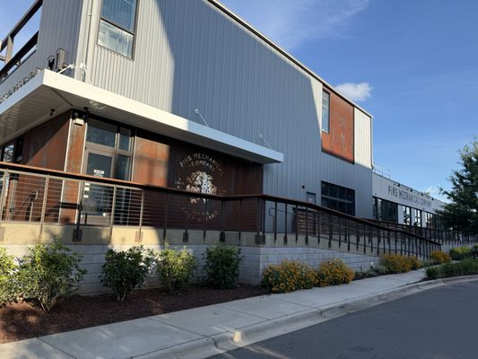 Pins Mechanical Co by null