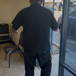 Bakersfield Overtime Automotive - The person that kicked me out of the store and threatening me