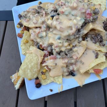 The Rusty Cup - Beef nachos - Cocktail Bars Near Me - Bethany Beach, Delaware