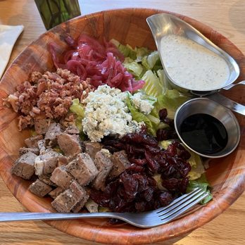 The Good Salad - Steak Supreme Salad $16 (5/5) I always get this - Salad Near Me - Campbell, California The Good Salad - Steak Supreme Salad $16 (5/5) I always get this - Salad Near Me - Campbell, California