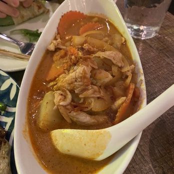 Marwin Thai Restaurant - Massaman Curry w/ Chicken - Thai Near Me - New York, New York Marwin Thai Restaurant - Massaman Curry w/ Chicken - Thai Near Me - New York, New York