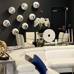 Modern Home 2 Go