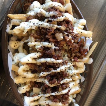 Bangers & Brews Eugene - Gorgonzola fries - German Near Me - Eugene, Oregon