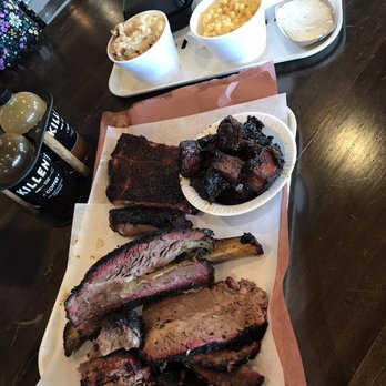 Killen's Barbecue - Meal with the fam : ) - Barbeque Near Me - Pearland, Texas
