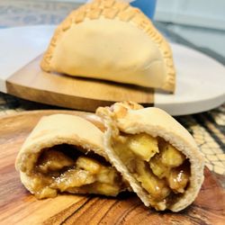 Fugazzeta Pizza & Empanadas - Bananas Foster Empanada