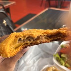 Helen's Kitchen - Beef Jamaican Patty