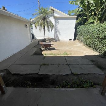 MB Paving - Before - old concrete/ backyard - Masonry/Concrete Near Me - Sylmar, California