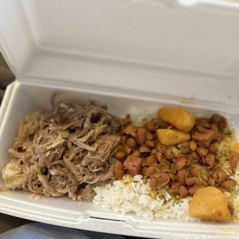 El Coqui Restaurant - Arroz blanco con habichuelas y pernil - Puerto Rican Near Me - El Paso, Texas El Coqui Restaurant - Arroz blanco con habichuelas y pernil - Puerto Rican Near Me - El Paso, Texas