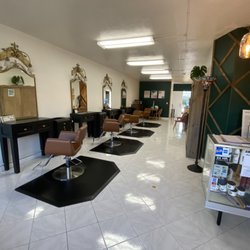 Vera Salon