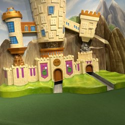 American Dream - Angry Bird Mini Golf