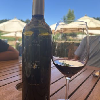 JUSTIN Vineyards & Winery - Platinum reserve cab - Wineries Near Me - Paso Robles, California JUSTIN Vineyards & Winery - Platinum reserve cab - Wineries Near Me - Paso Robles, California