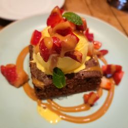 500 Noches - Brownie with ice cream