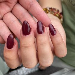 Nina's Nails & Alterations - Bleeding cuticles -