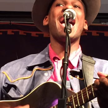 Sun King Brewery - Leon Bridges in the Sun King WTTS Studio - Breweries Near Me - Indianapolis, Indiana Sun King Brewery - Leon Bridges in the Sun King WTTS Studio - Breweries Near Me - Indianapolis, Indiana
