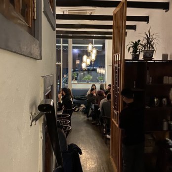 HUPO 琥珀 - Inside - Szechuan Near Me - Long Island City, New York HUPO 琥珀 - Inside - Szechuan Near Me - Long Island City, New York