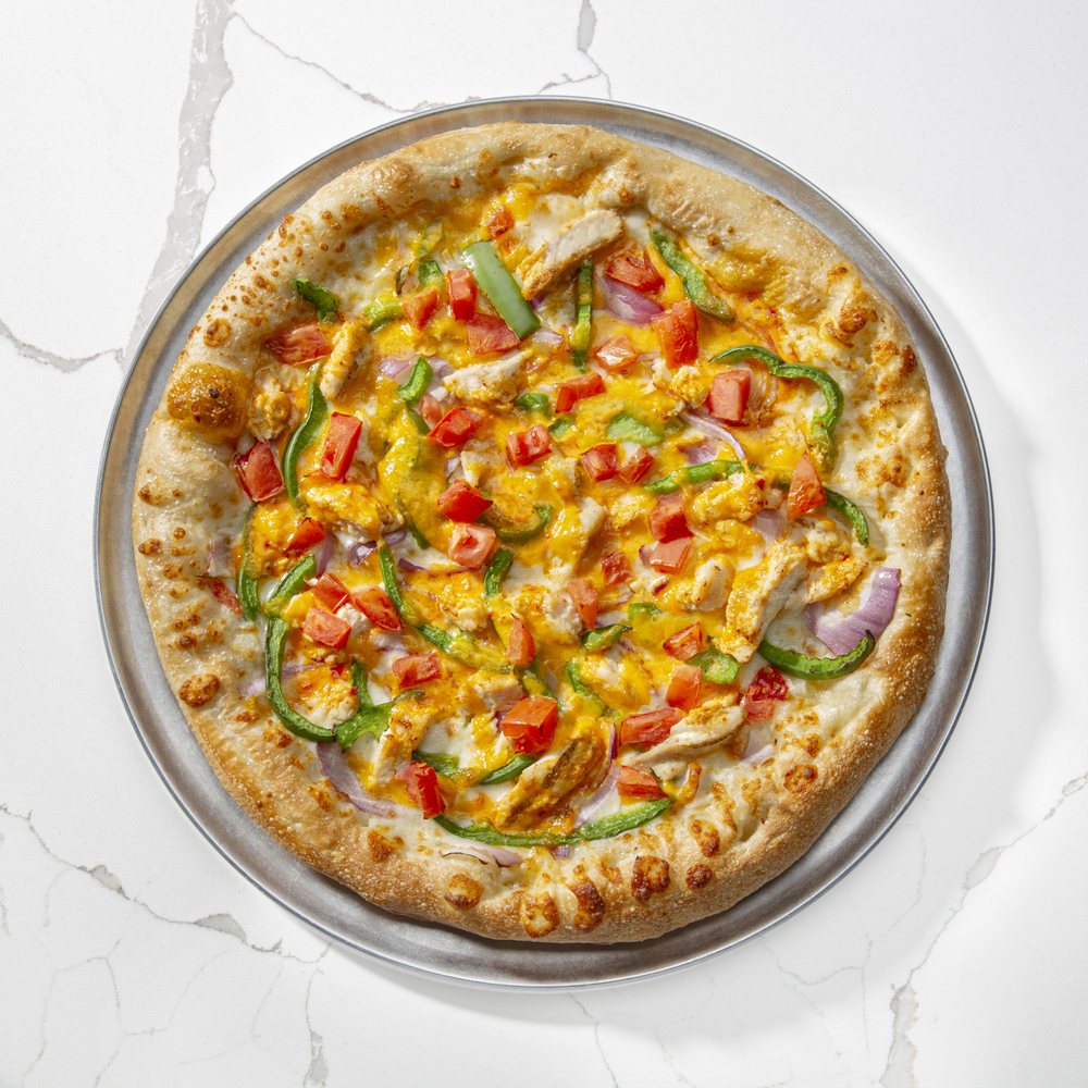 Famous Pizza Logo