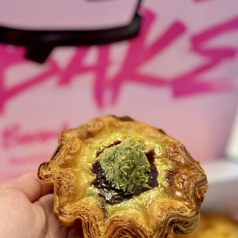 Hi Bake - Dubai Chocolate Egg Tart - Bakeries Near Me - Beverly Hills, California Hi Bake - Dubai Chocolate Egg Tart - Bakeries Near Me - Beverly Hills, California