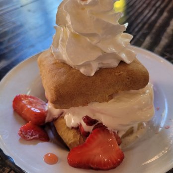 Batch & Brine - Strawberry Shortcake - Burgers Near Me - Lafayette, California
