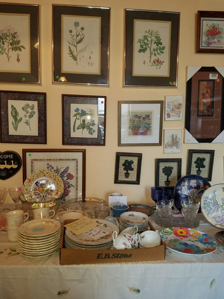 LATIMER HALL THRIFT STORE Updated September 2024 103 Wall St